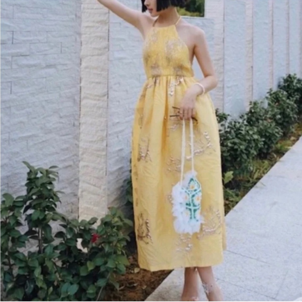 Elegant Yellow Halter Dress